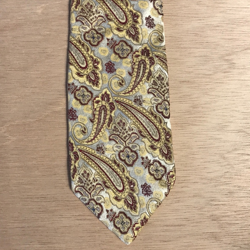 Bruno Piattelli Roma Gold & Burgundy Paisley Silk Necktie | Italian Designer